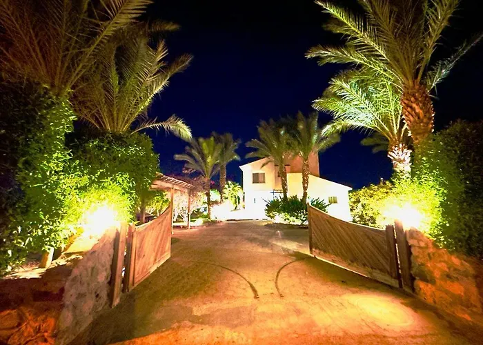 Luxury 4 Bedroom With A Heated Pool فيلة الغردقة