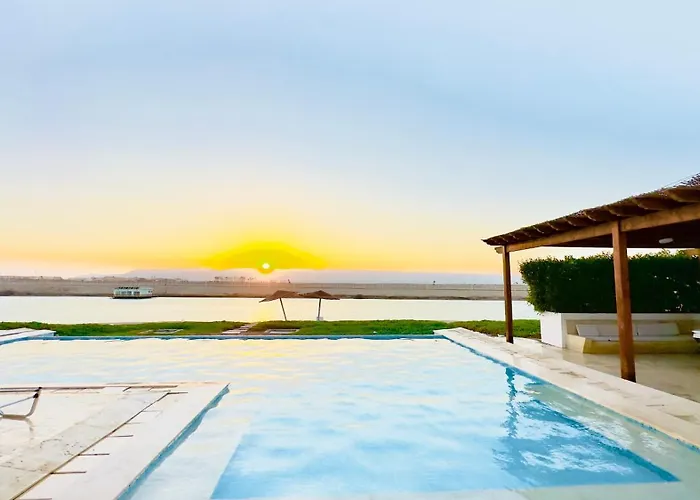 Luxury 4 Bedroom With A Heated Pool * الغردقة